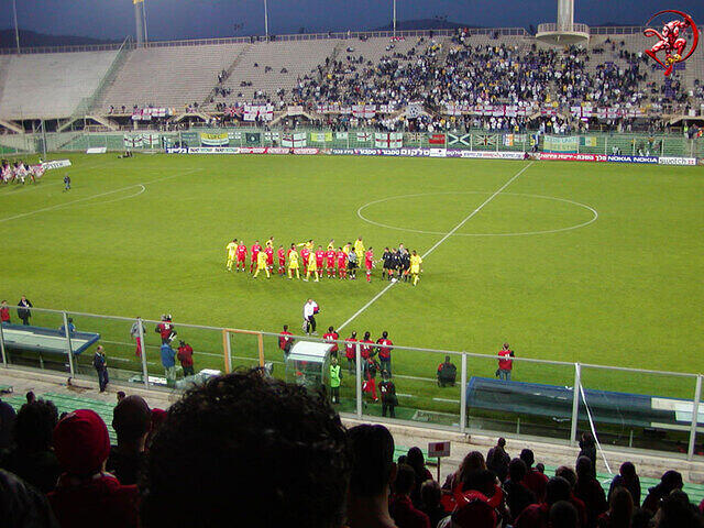 הפועל ת"א - לידס יונייטד
Hapoel 1 - Leeds United 4; Firenze, UEFA 2002